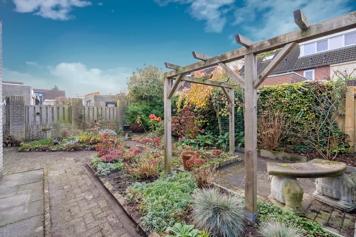 Photo 32 of Barneveldstraat 12