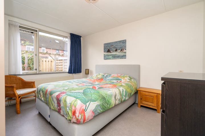 Photo 22 of Barneveldstraat 12