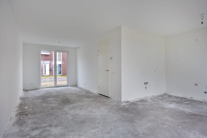 Photo 5 of Wingtapper 5