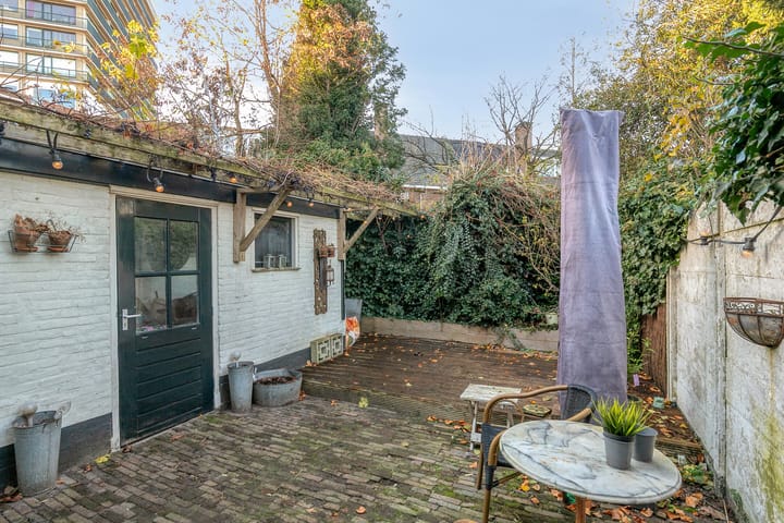 Photo 29 of Willem van Millenberchstraat 18