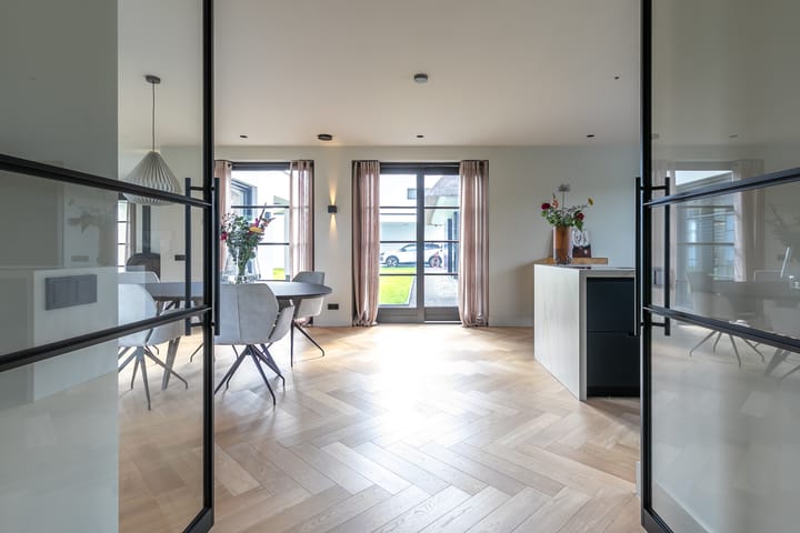 Foto 14 van Vrouwenmantel 13