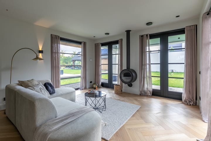 Foto 21 van Vrouwenmantel 13