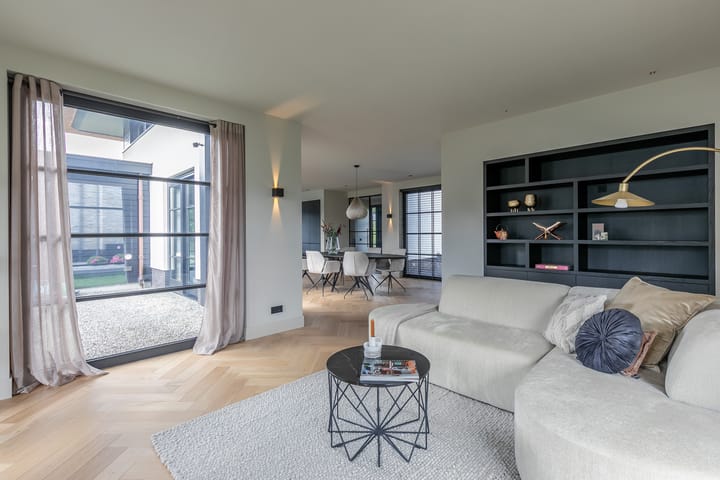 Foto 23 van Vrouwenmantel 13