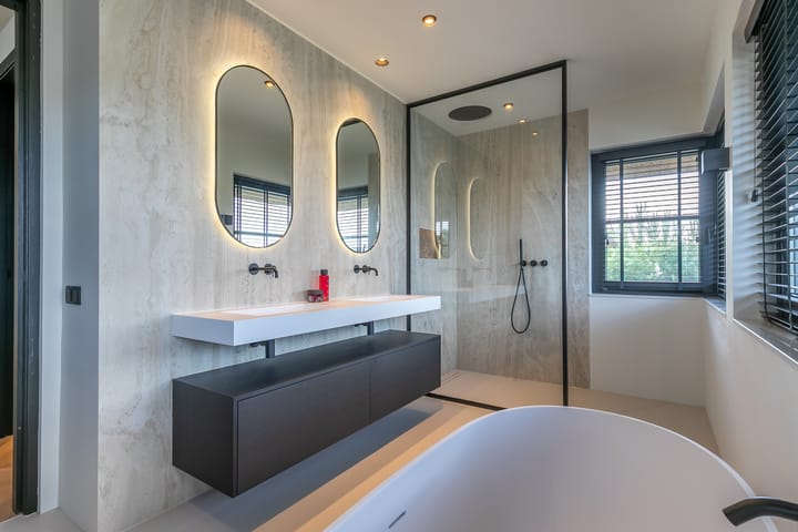 Foto 33 van Vrouwenmantel 13