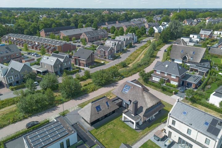 Foto 53 van Vrouwenmantel 13