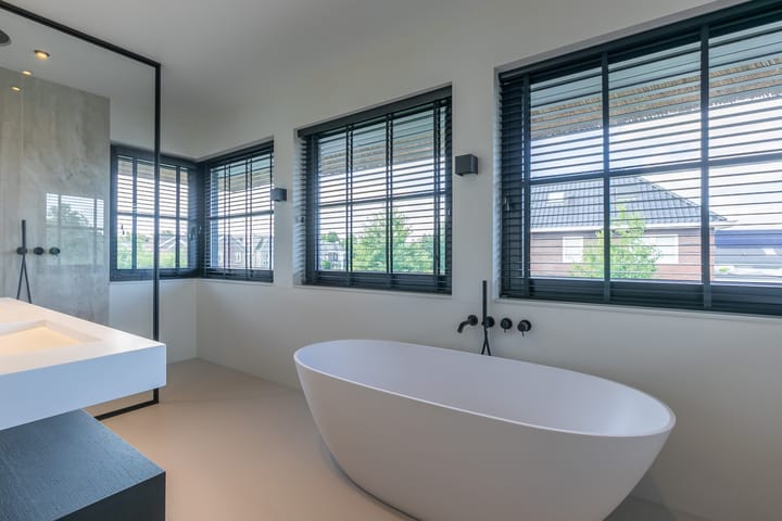 Foto 32 van Vrouwenmantel 13