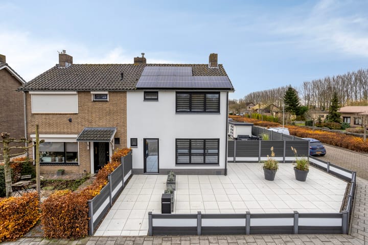 Photo 2 of Schepenenstraat 18