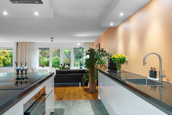 Photo 21 of Willem Bontekoestraat 9