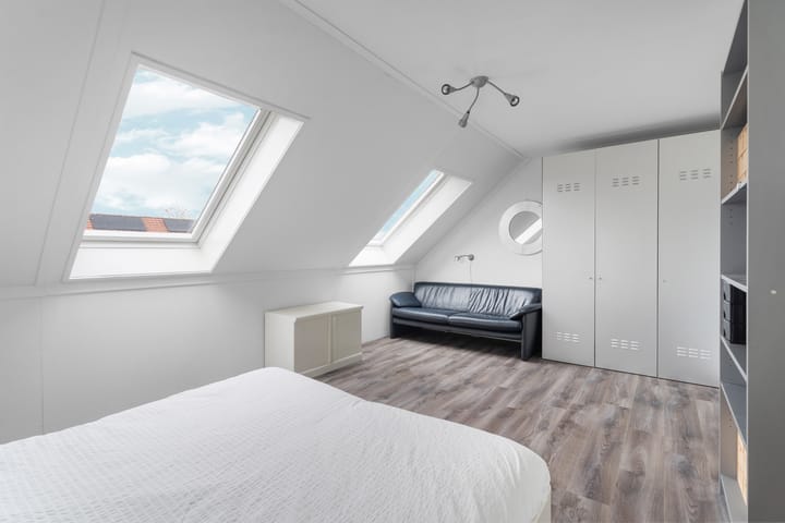 Photo 43 of Willem Bontekoestraat 9