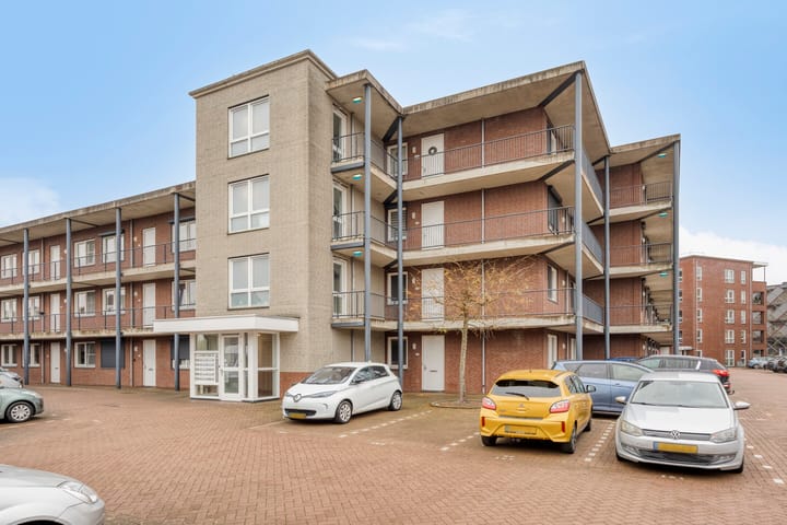 Photo 3 of Goudmijnhof 126