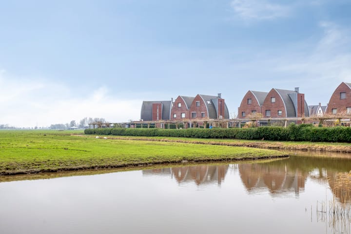 Photo 43 of Joeswerd 157