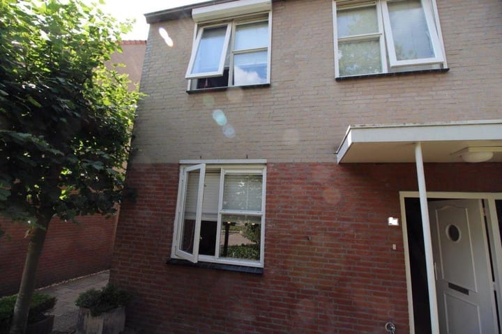 Foto 2 van Marga Klompélaan 38