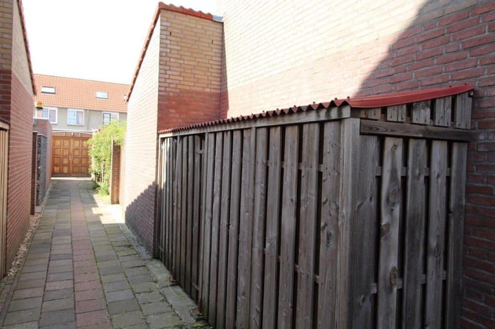 Foto 13 van Marga Klompélaan 38