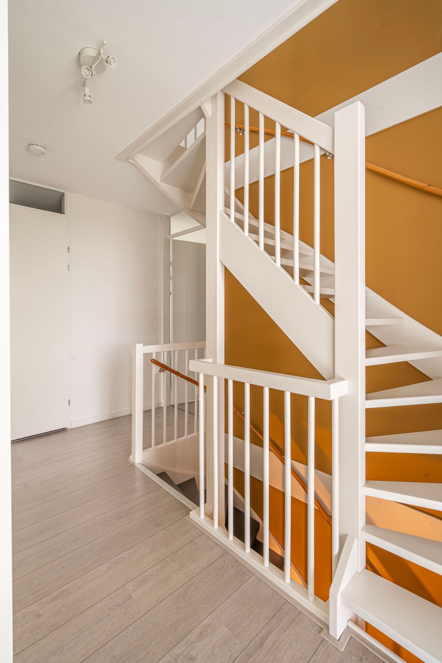 Foto 20 van Floralaan 3