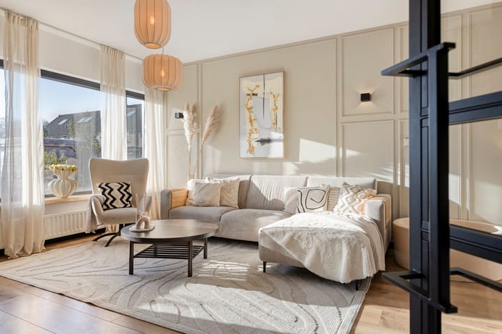 Photo 10 of I.C. van der Lindestraat 42