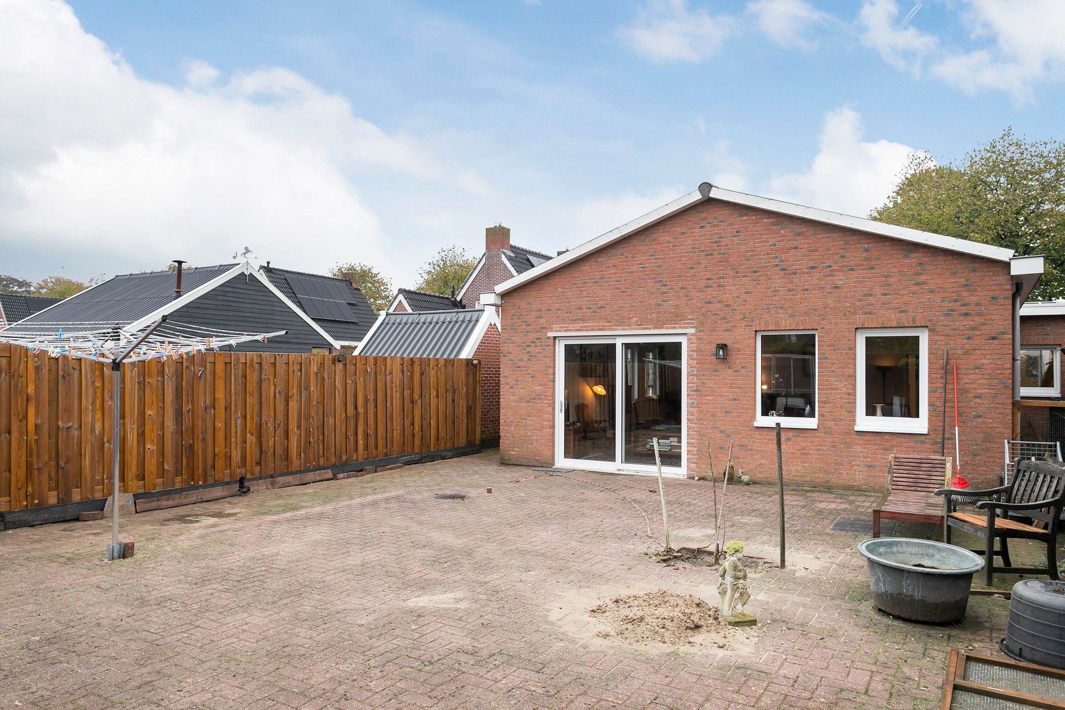 Photo 36 of Hoofdstraat 57