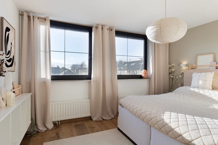 Photo 29 of I.C. van der Lindestraat 42