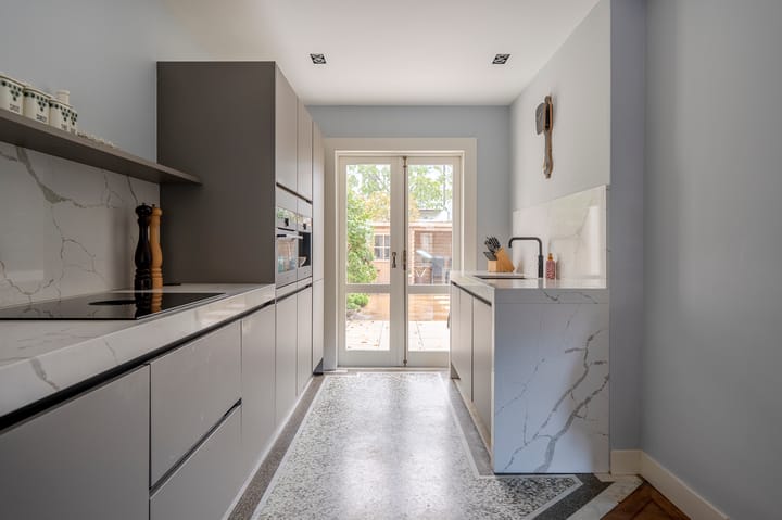 Foto 9 van Jacob van der Doesstraat 108