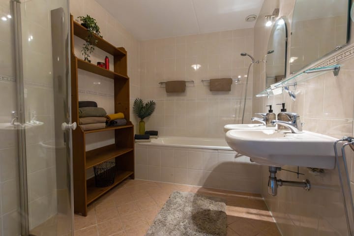 Photo 18 of Stella Agsteribbeland 27