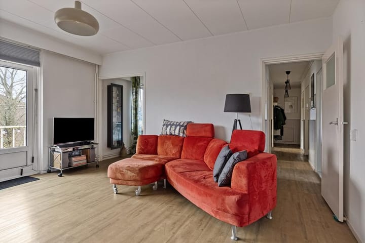 Photo 13 of Stationsplein 119