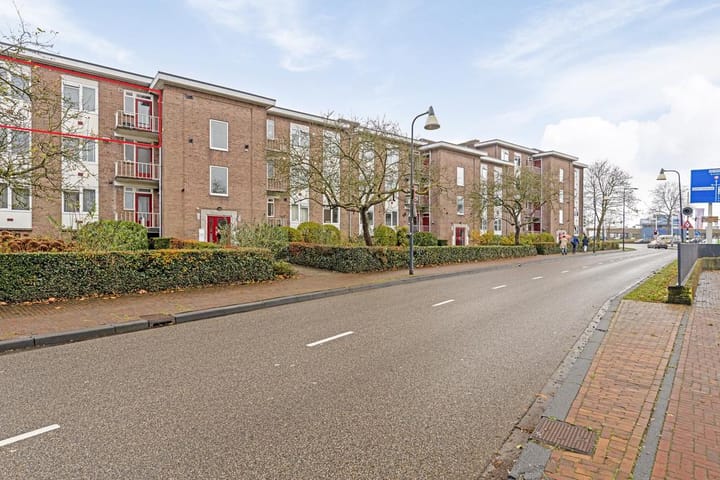 Photo 29 of Stationsplein 119