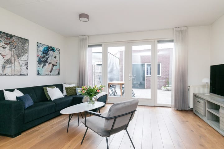 Foto 2 van Baansteen 54