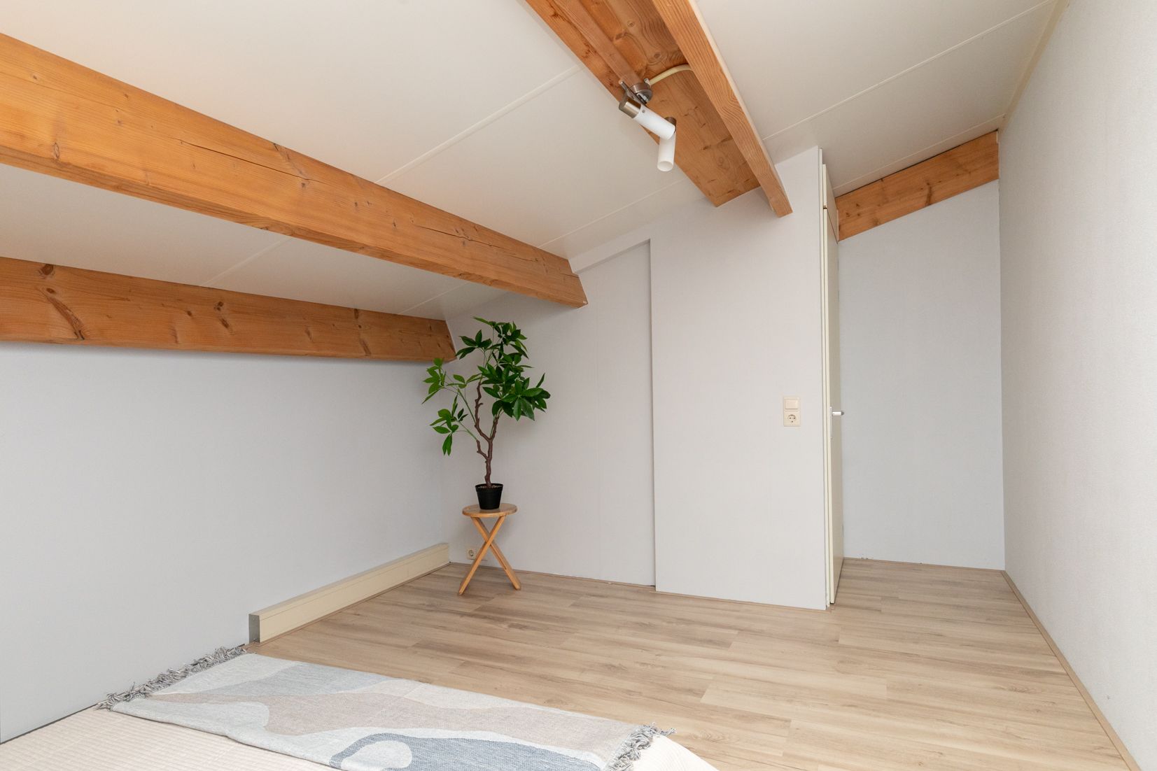 Photo 24 of Baansteen 54