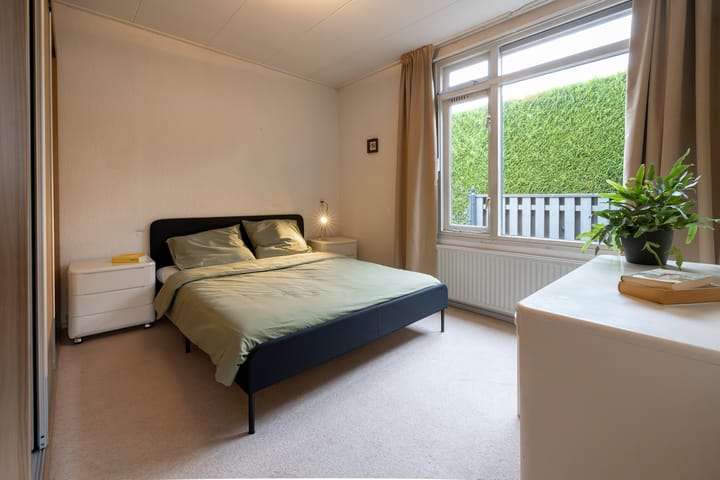 Photo 25 of Christinalaan 6