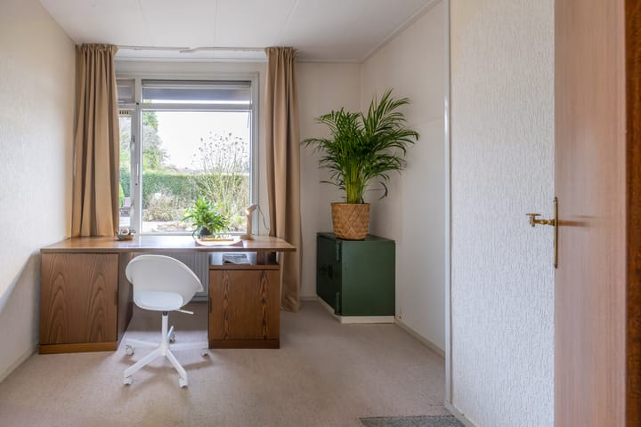 Photo 28 of Christinalaan 6