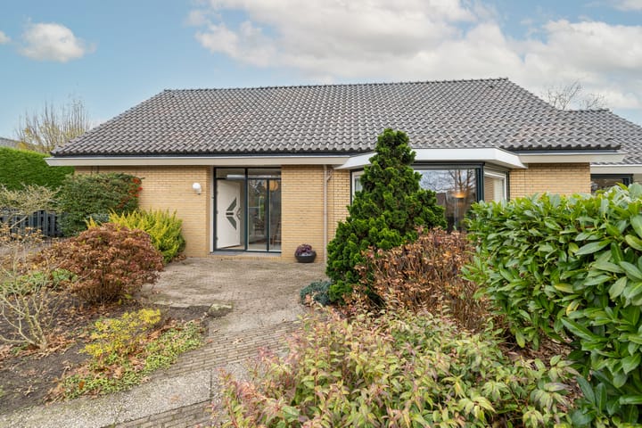 Photo 59 of Christinalaan 6