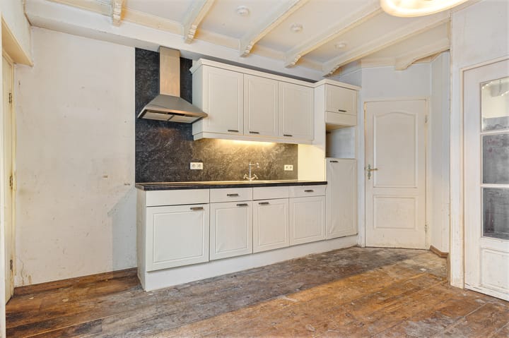 Photo 13 of Klaas Benninkstraat 52