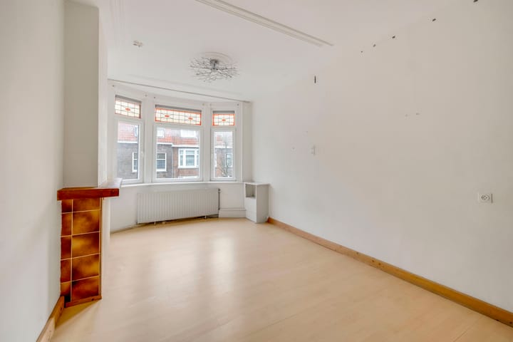 Photo 3 of Vondellaan 59