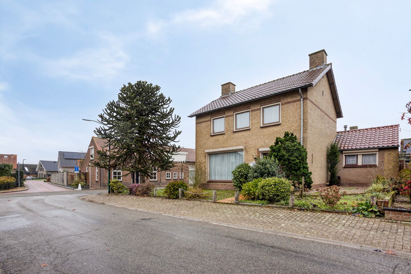 Photo 35 of Brouwersstraat 14