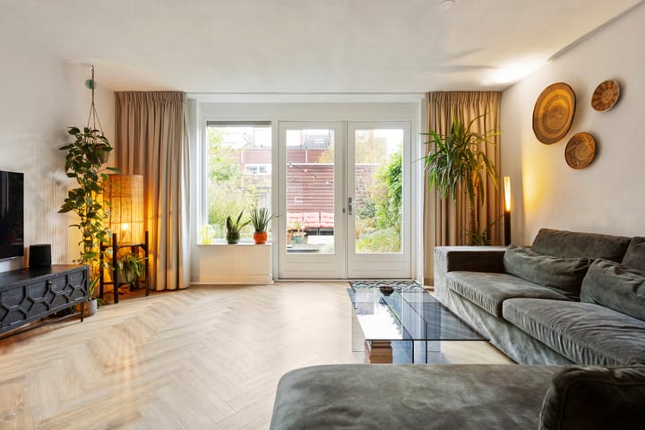 Photo 2 of Henk Plenterlaan 43