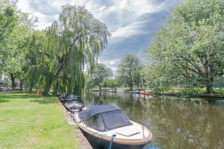 Photo 25 of Sassenheimstraat 19-2