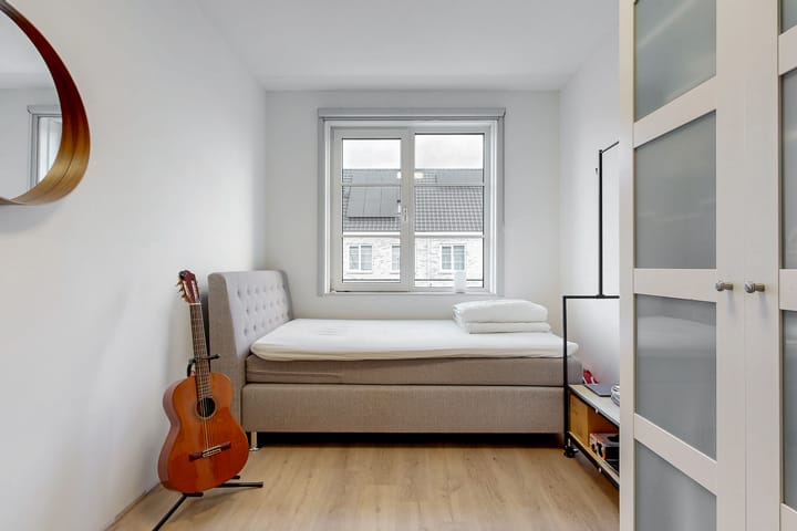 Foto 20 van Weegbree 16