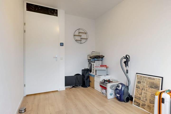 Foto 24 van Weegbree 16