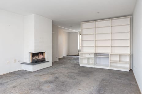 Jeker 45 secondary image