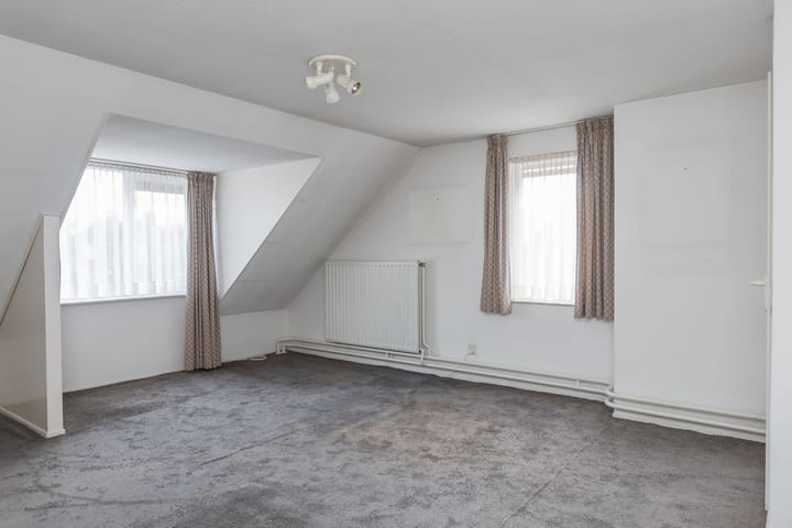 Foto 30 van Jeker 45