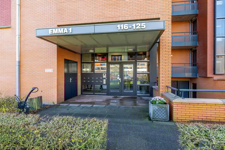 Photo 13 of Nesciolaan 122