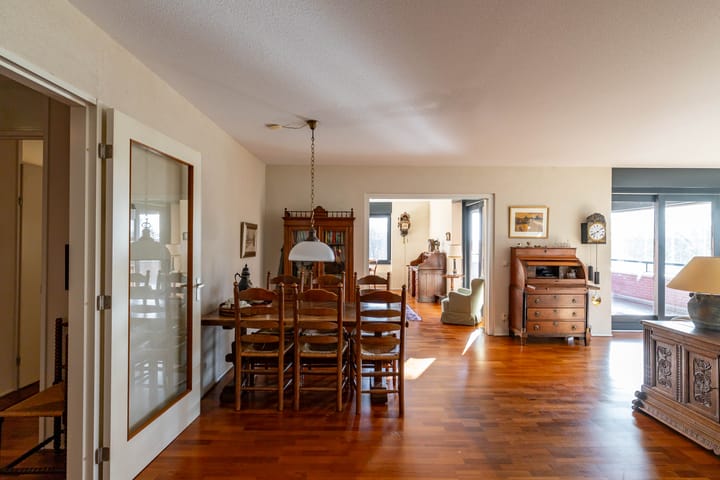 Photo 20 of Nesciolaan 122