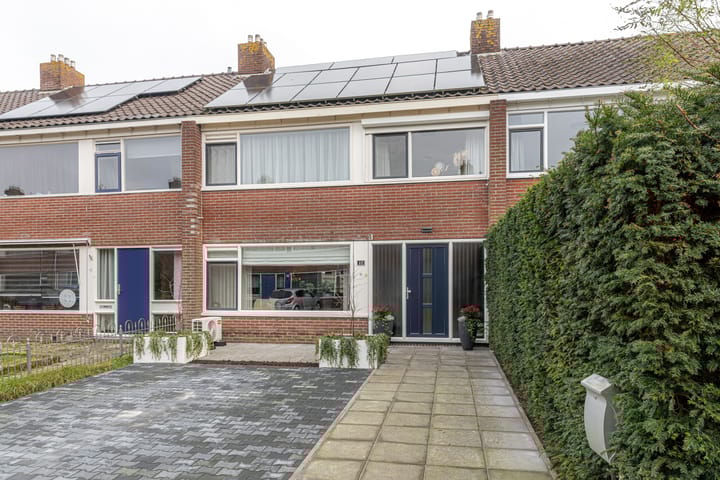 Photo 4 of Engwerd 40