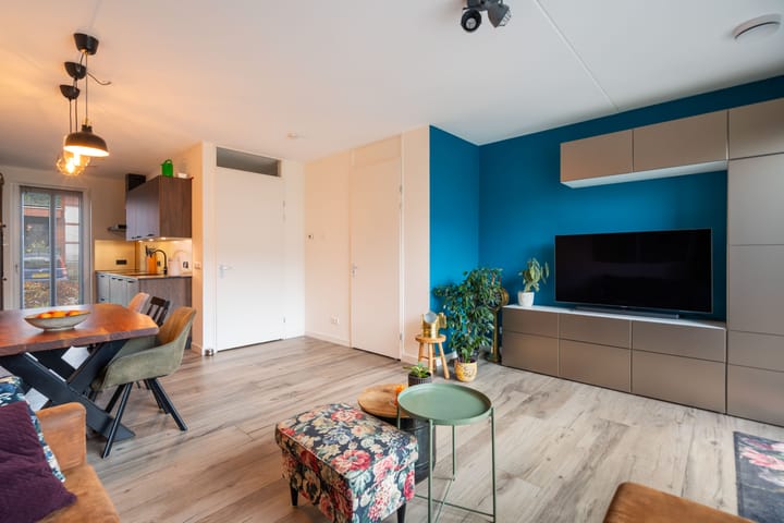 Photo 2 of Energiestraat 6