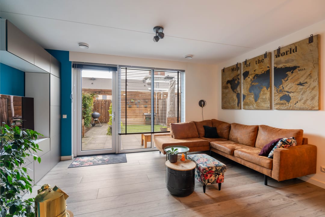 Photo 11 of Energiestraat 6