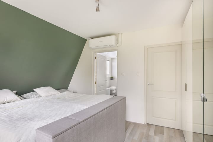 Photo 29 of Commandeursstraat 10