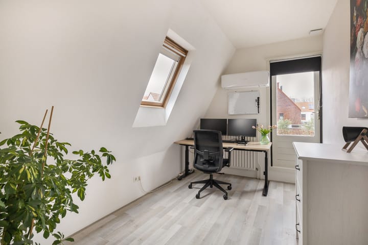 Photo 31 of Commandeursstraat 10