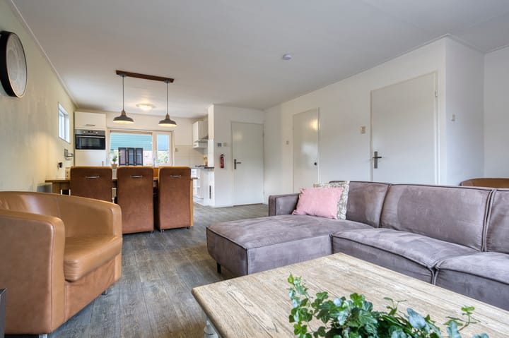 Foto 10 van Zwanebloem 36