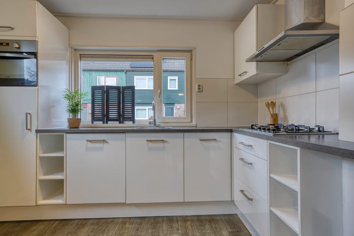 Foto 14 van Zwanebloem 36