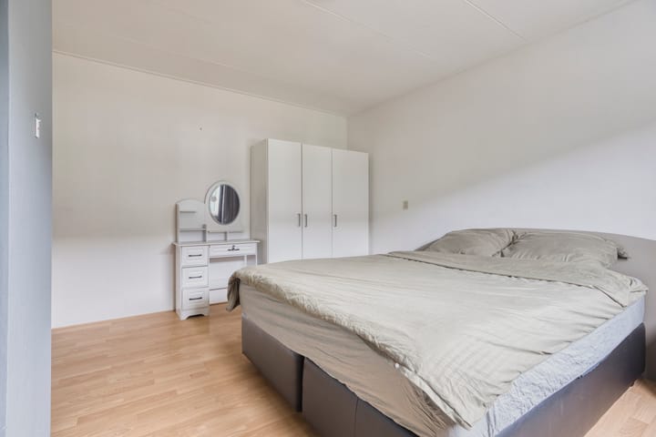 Foto 17 van Zwanebloem 36