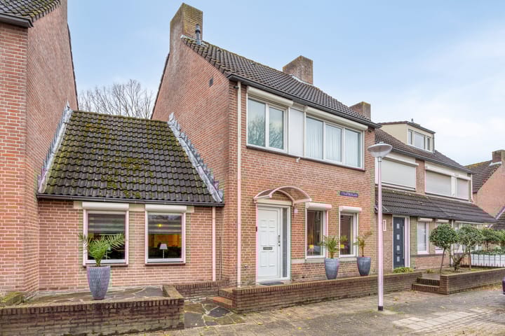 Photo 5 of Straatsburglaan 15